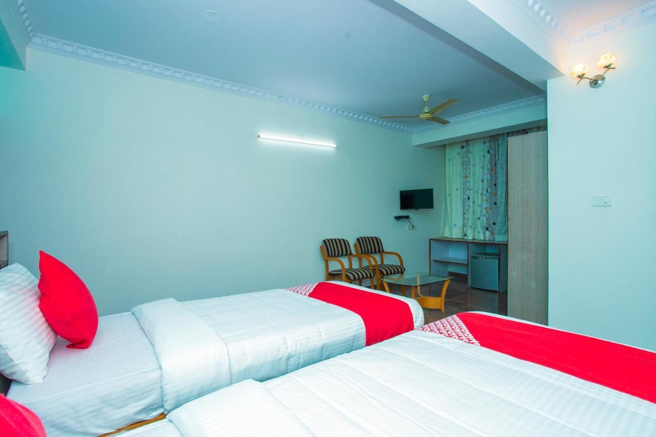 โอโย 16123 จันทนา ดีลักซ์ Hotel บังกาลอร์ ภายนอก รูปภาพ
